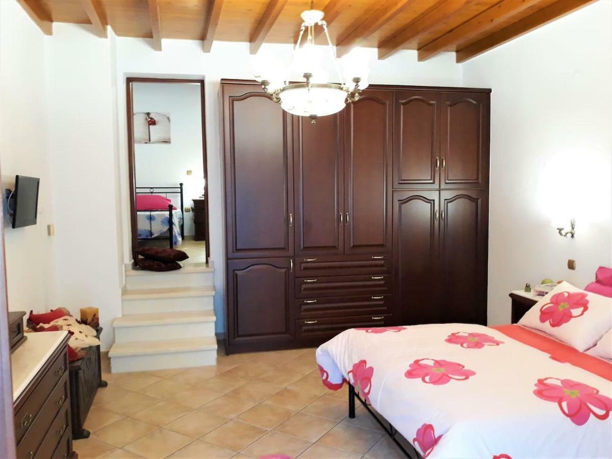 Apiranthos Diamond Maisonette In Naxos Apérathos Eksteriør billede